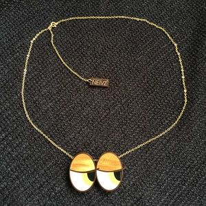 NEIVZ googly eyes necklace